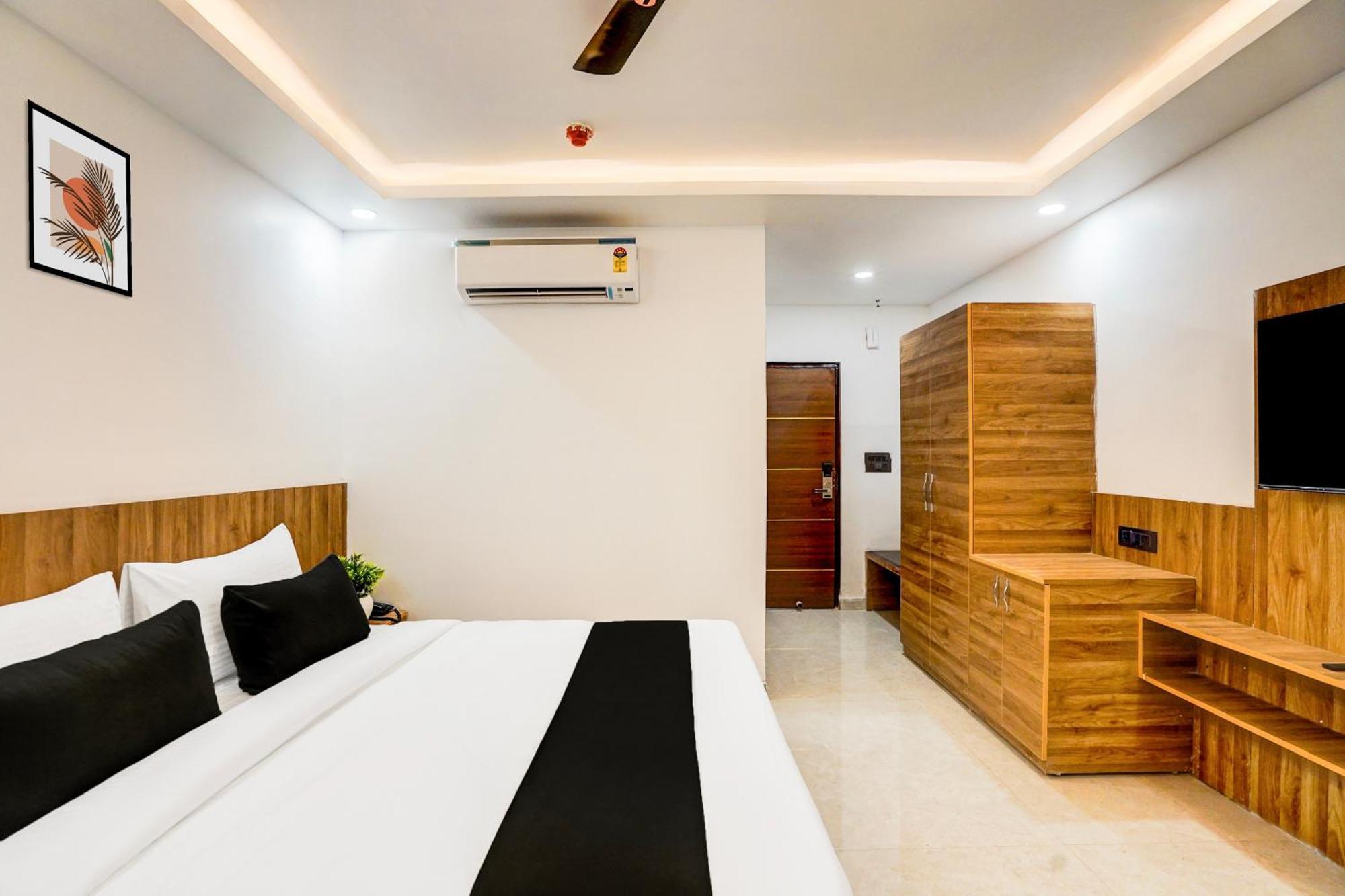 Townhouse Grand Address Hotel And Banquet Ghaziabad Exterior foto